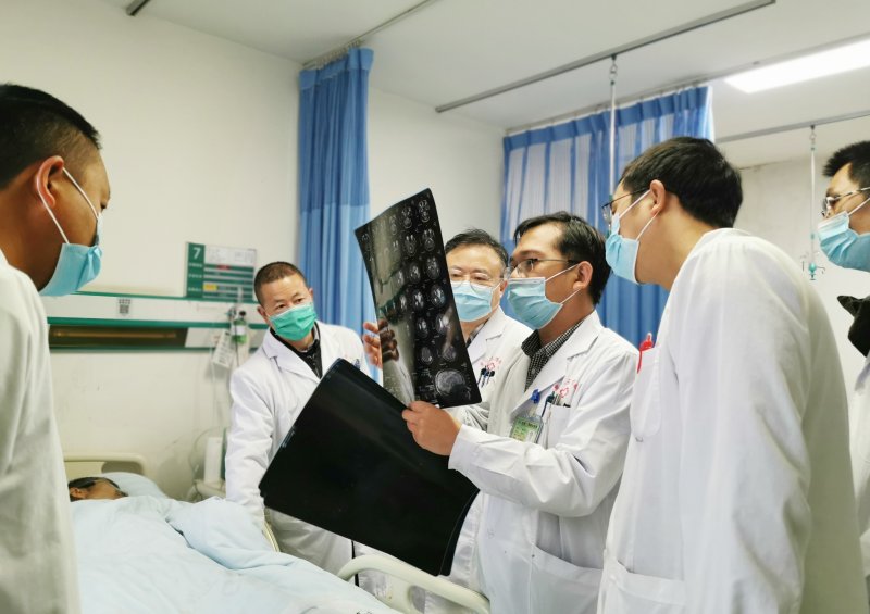 脑血管病诊疗中心.jpg